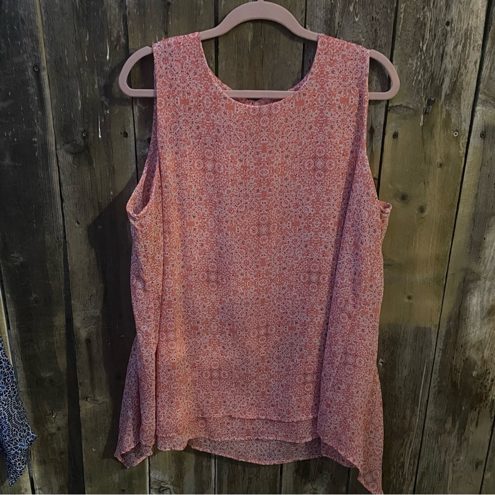 2 Same Style Different Colored Patterns Blouses Sz. XXL - Picture 5 of 16